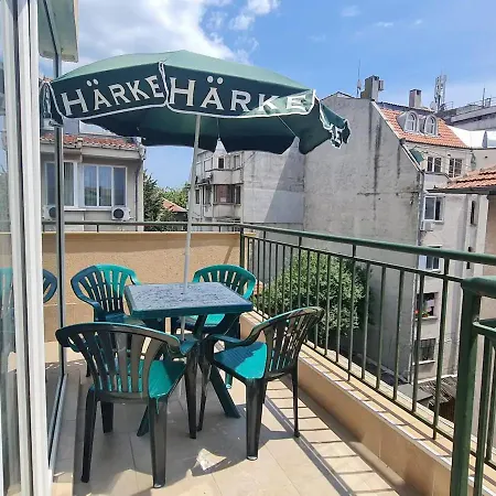 Sunny View With Garage Apartment Burgas