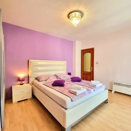 Sunny View With Garage Burgas