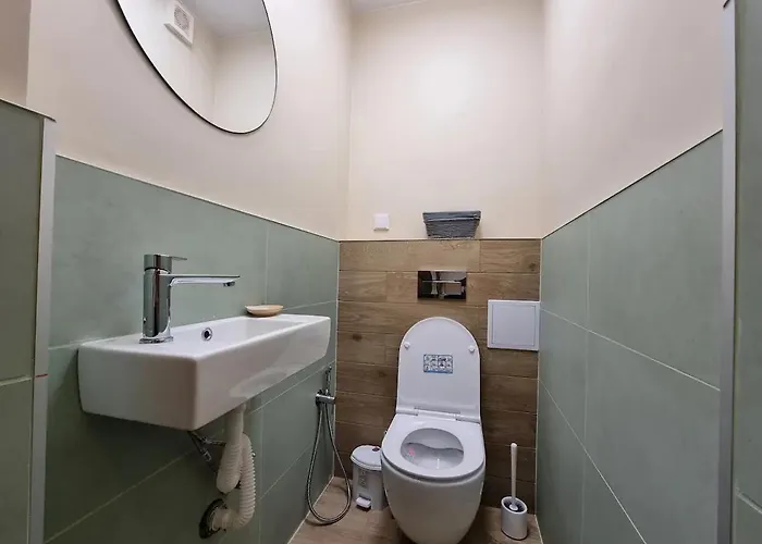 Sunny View With Garage Апартамент